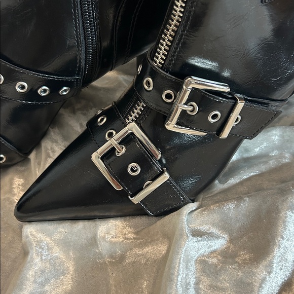 NWB WILD PAIR MOONBEAM 7M - Picture 2 of 12